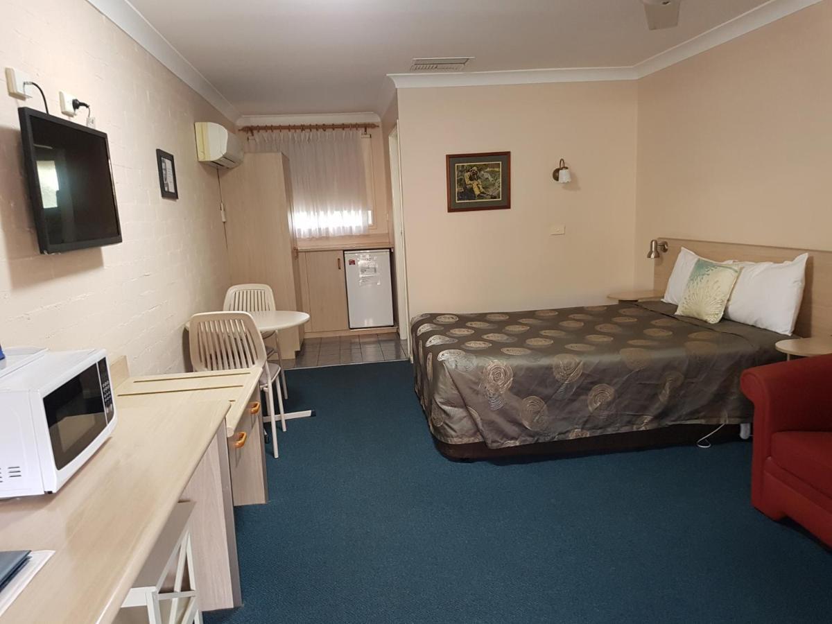 Abraham Lincoln Motel タムワース エクステリア 写真